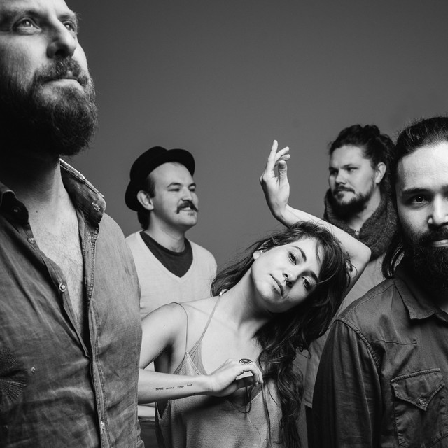 Accords et paroles Elevador A Banda Mais Bonita da Cidade