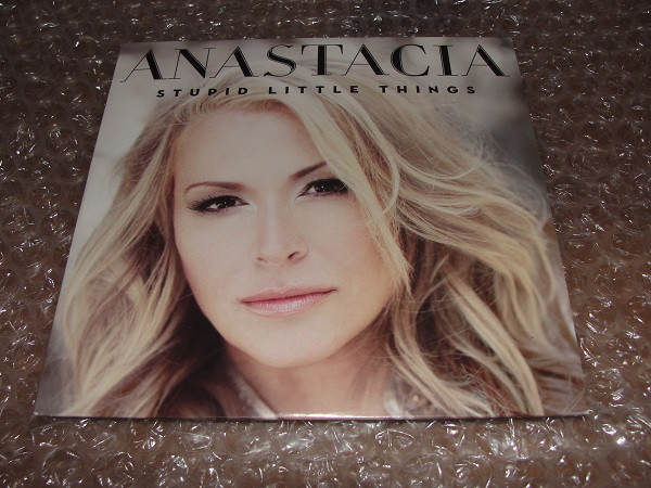 Accords et paroles Stupid Little Things Anastacia