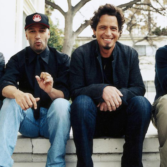 Accords et paroles Peace, Love And Understanding Audioslave