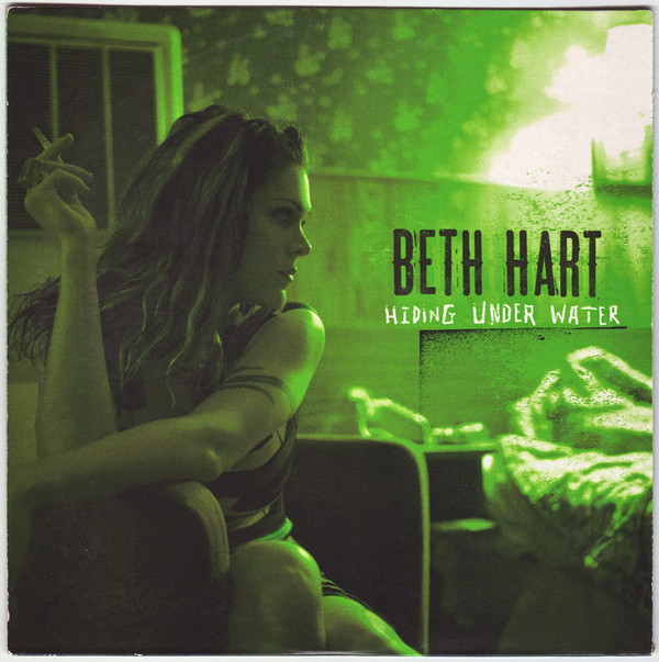 Accords et paroles Hiding Under Water Beth Hart