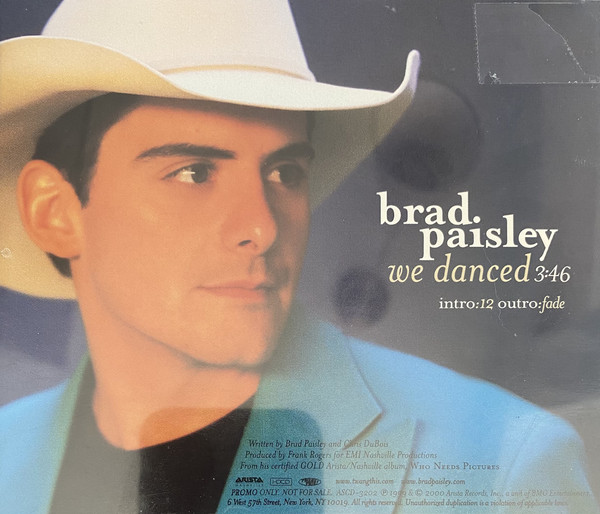 Accords et paroles We Danced Brad Paisley