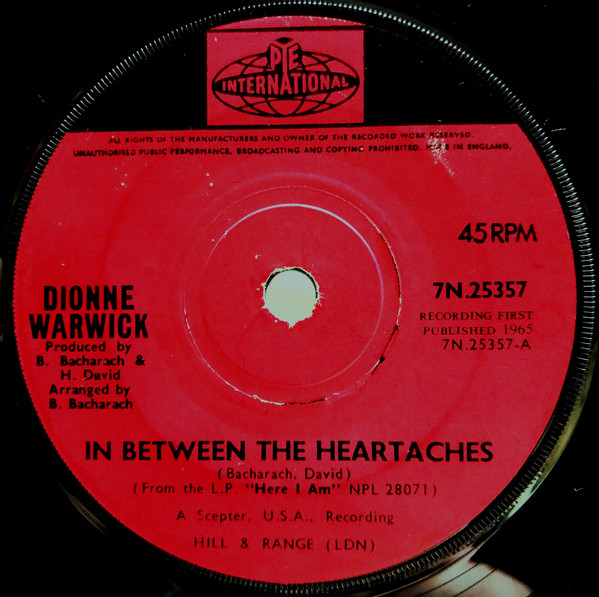 Accords et paroles In Between The Heartaches Dionne Warwick