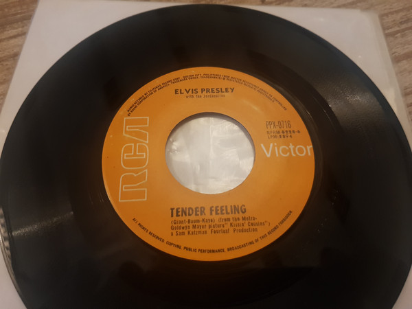 Accords et paroles Tender Feeling Elvis Presley