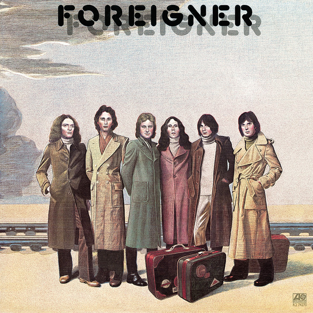 Accords et paroles At War With The World Foreigner