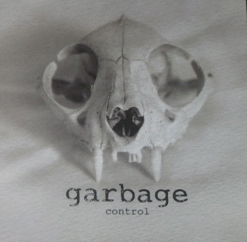 Accords et paroles Control Garbage