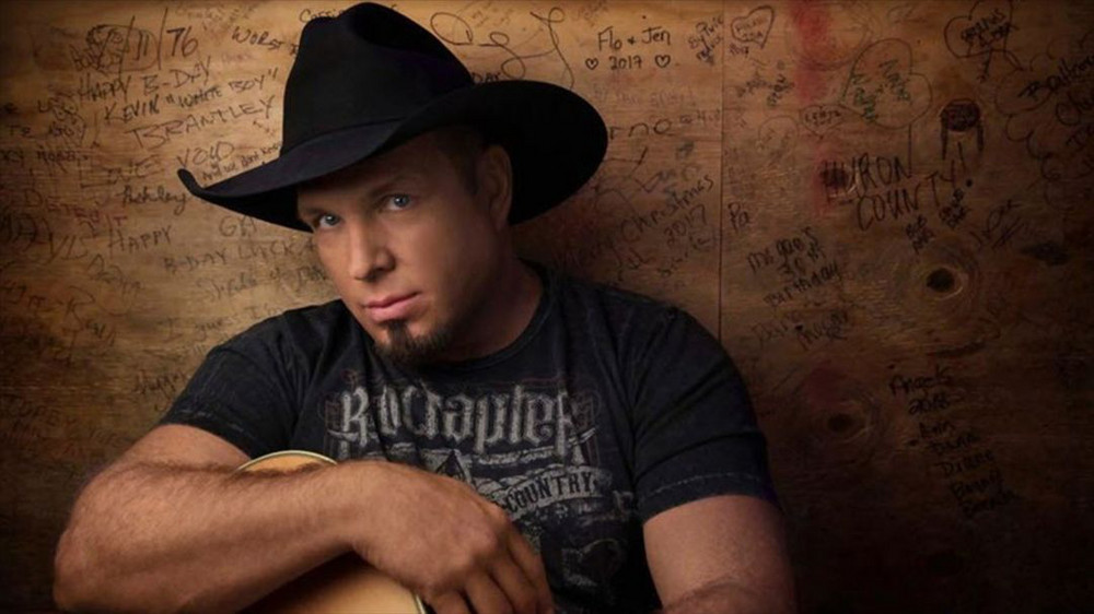 Accords et paroles A Friend To Me Garth Brooks