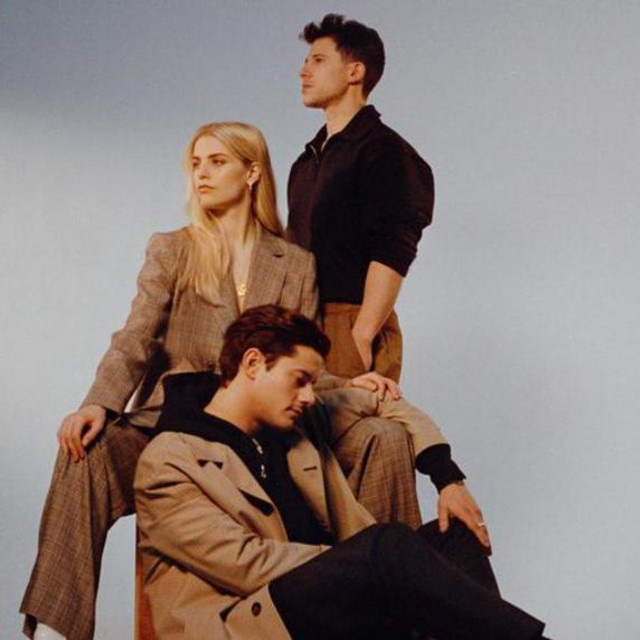 Accords et paroles Under The Stars London Grammar