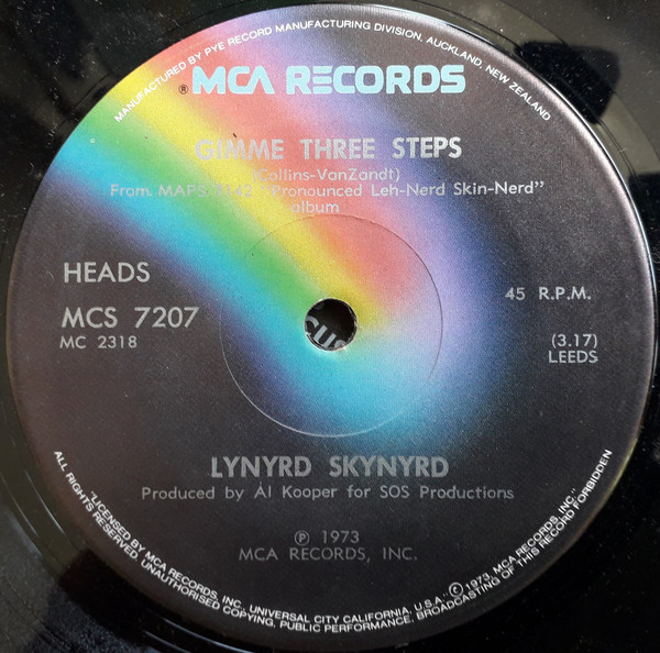 Accords et paroles Gimme Three Steps Lynyrd Skynyrd