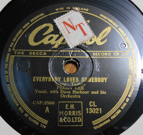 Accords et paroles Somebody Loves Me Peggy Lee