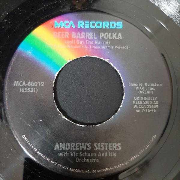 Accords et paroles Beer Barrel Polka Roll Out The Barrel The Andrews Sisters