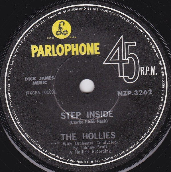 Accords et paroles Step Inside The Hollies