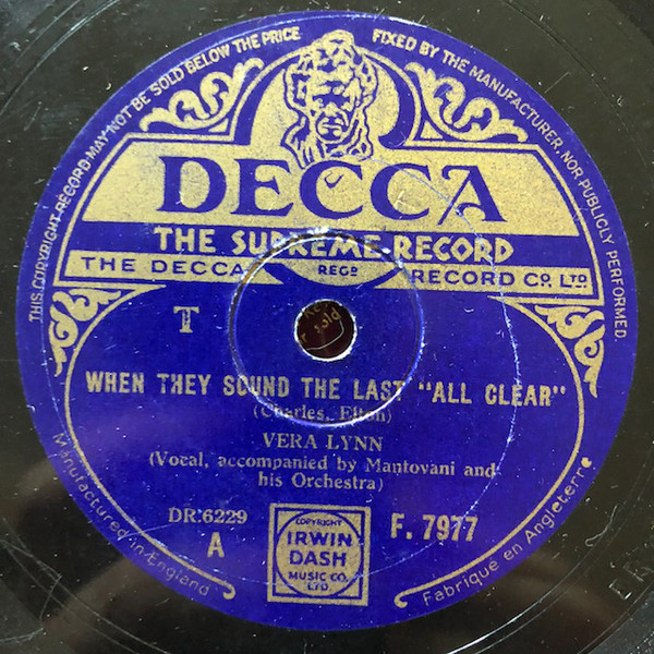 Accords et paroles When They Sound The Last All Clear Vera Lynn